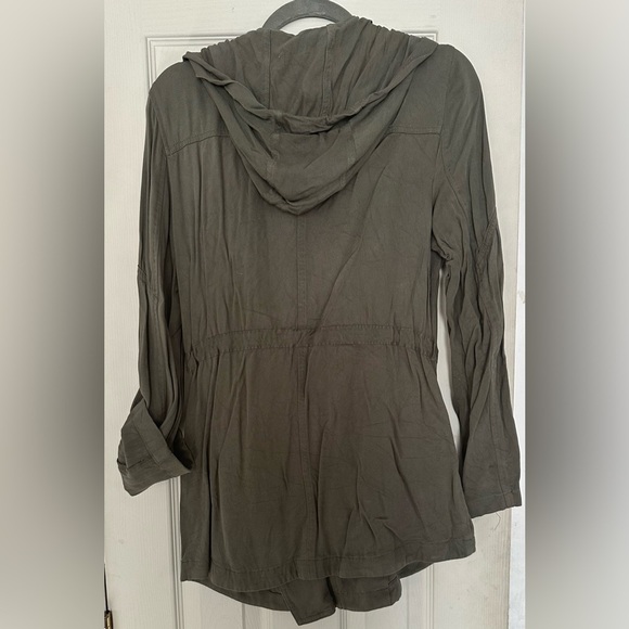 Express Women's Olive Jacket - Picture 6 of 6